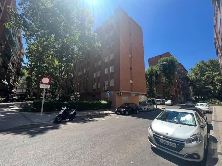 Apartamento 4 Personas Madrid Exterior photo